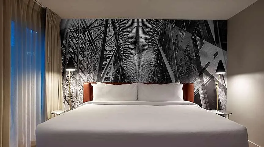 Pantages Hotel Toronto Centre