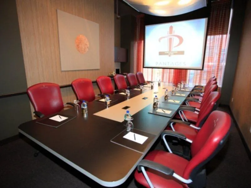 Pantages Hotel Toronto Centre 4*,  Canada