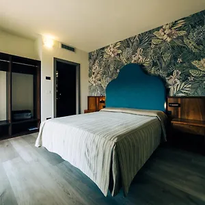 *** Hotel Continental Italia