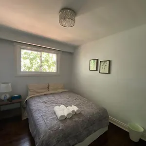 Yonge And Finch Subway !q Spacious & Quiet Private Bdr With Shared Bathroom Homestay Toronto
